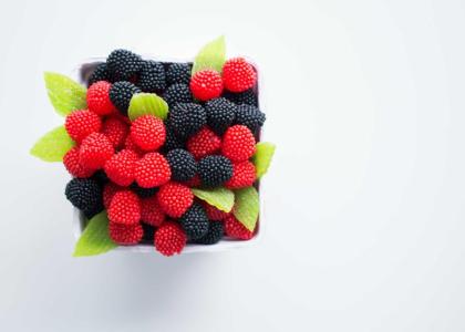Photo of a bowl of berries taken from above