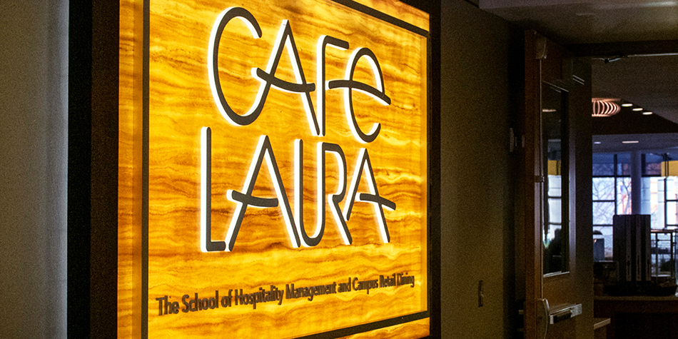Cafe Laura sign